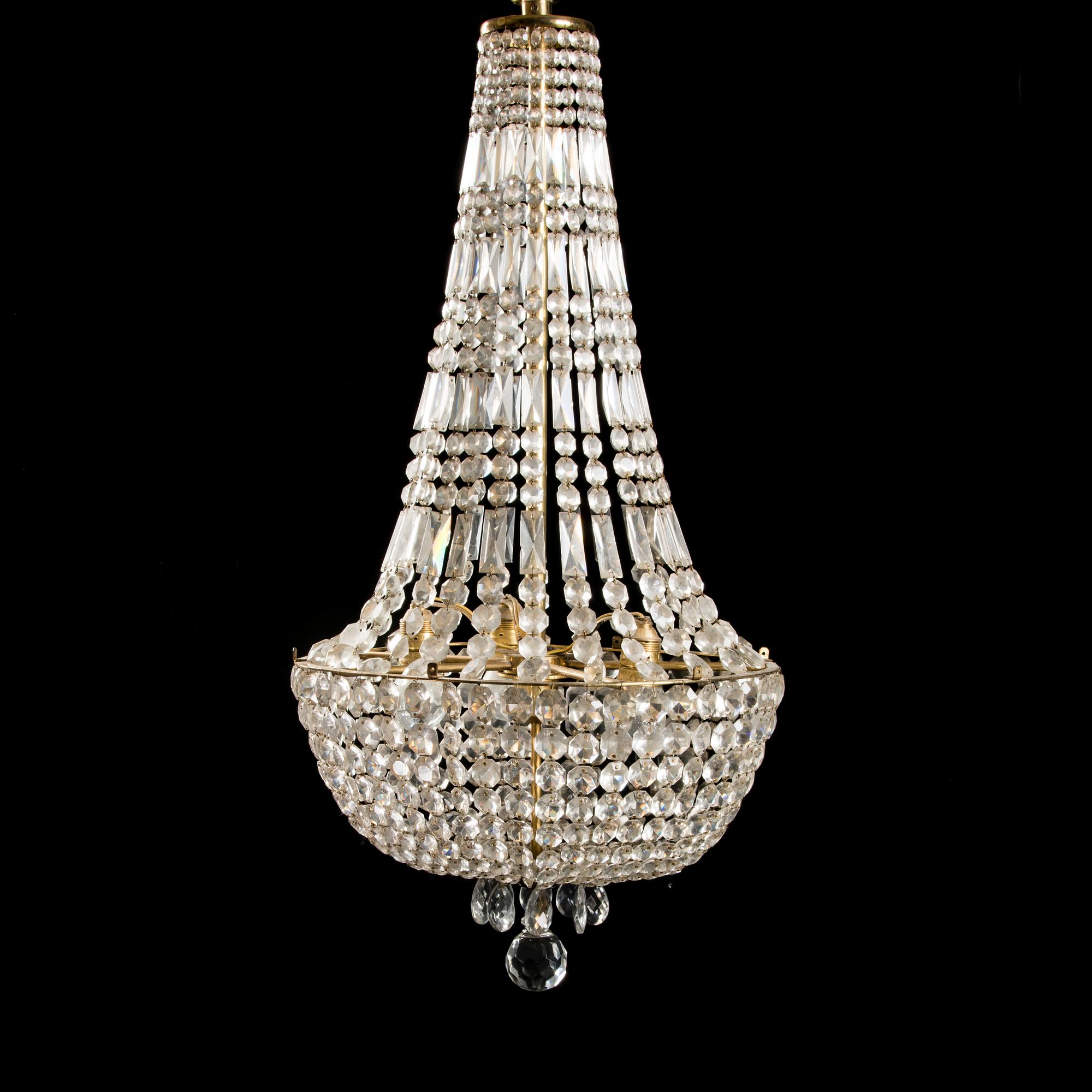 TAKKRONA 1900-talets början. Tot. höjd 119 cm.