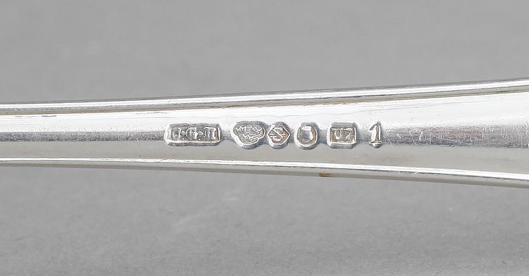 BESTICK, 32 delar, silver. Bl a CG Hallberg Stockholm 1919. Vikt ca 1162 gram.