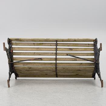 Trädgårdbänk, 1900-tal.