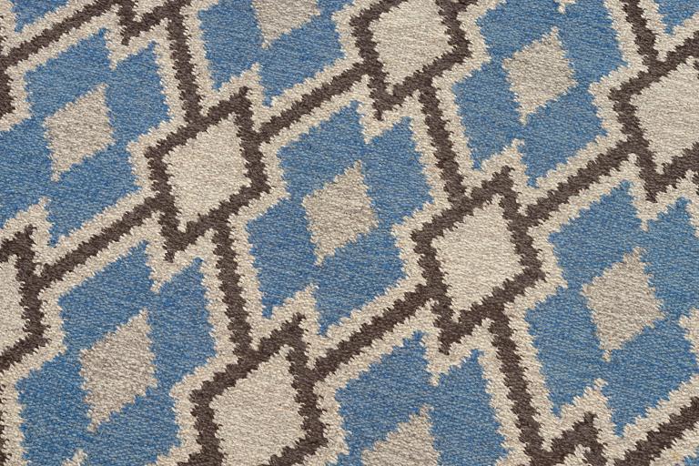 Matta rölakan, ca 341 x 200 cm, Sverige,.