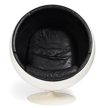 Eero Aarnio, a 'Ball chair', Asko International, 1960-70s.