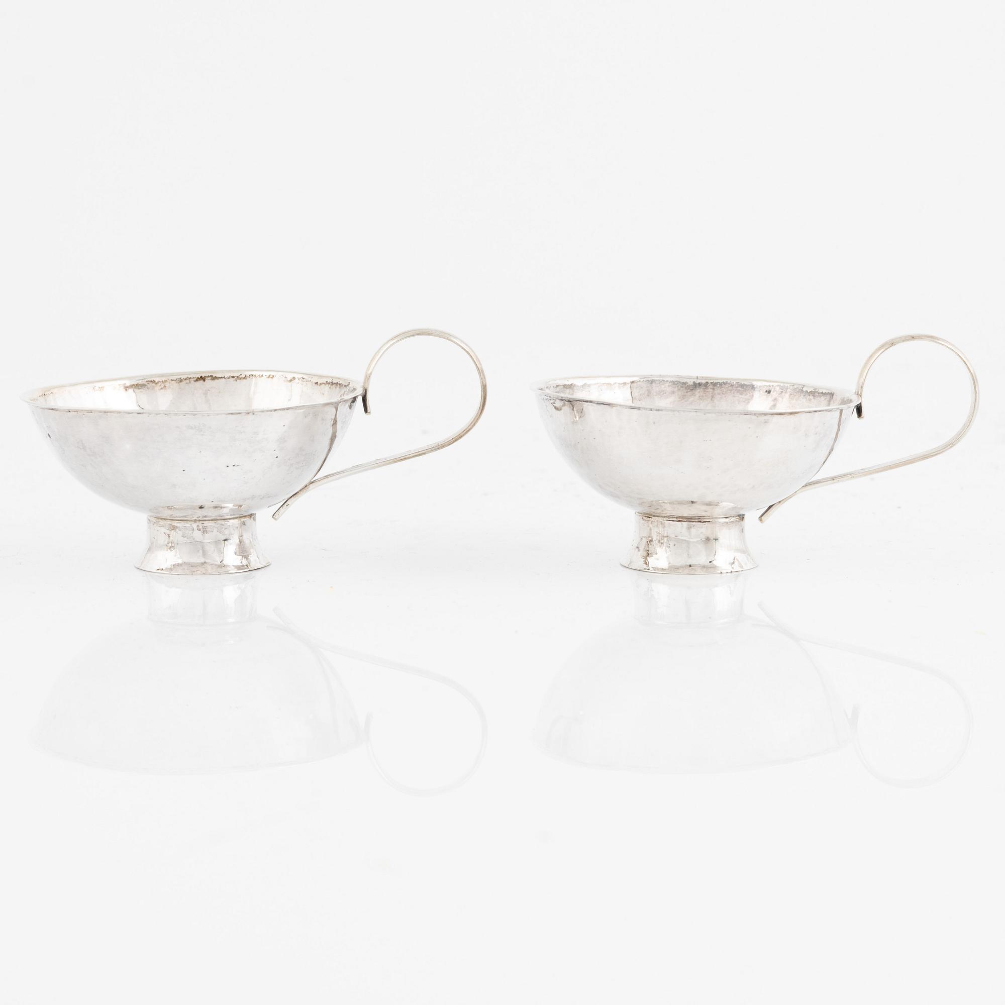 Punschmuggar, 14 st, silver, bl.a. Ceson Guldvaru AB, Göteborg 1976.