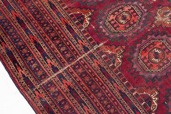 An Antique Tekke main carpet, ca 545 x 302 cm.