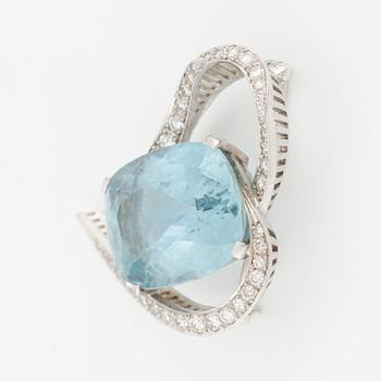 Brooch, K.Torndals, 18K white gold with aquamarine and brilliant-cut diamonds.