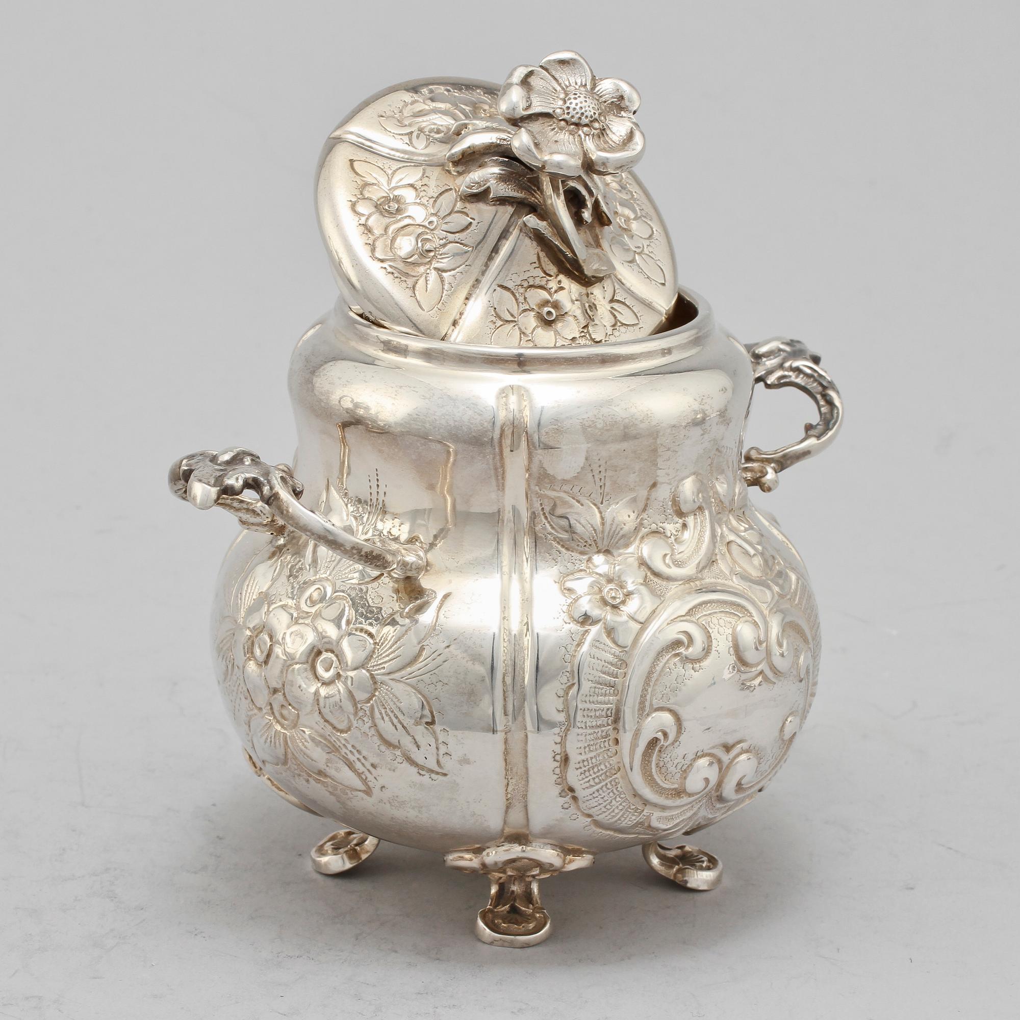 KAFFESERVIS, 3 delar, silver, importstämplat, 1900-tal. Vikt 1 270 g.