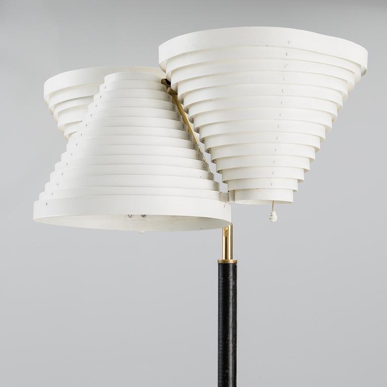 A floor lamp, A809. Stamped Valaistustyö.