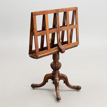 A ENGLISH LIBRARY FOLIO STAND, middle of the 19th century.