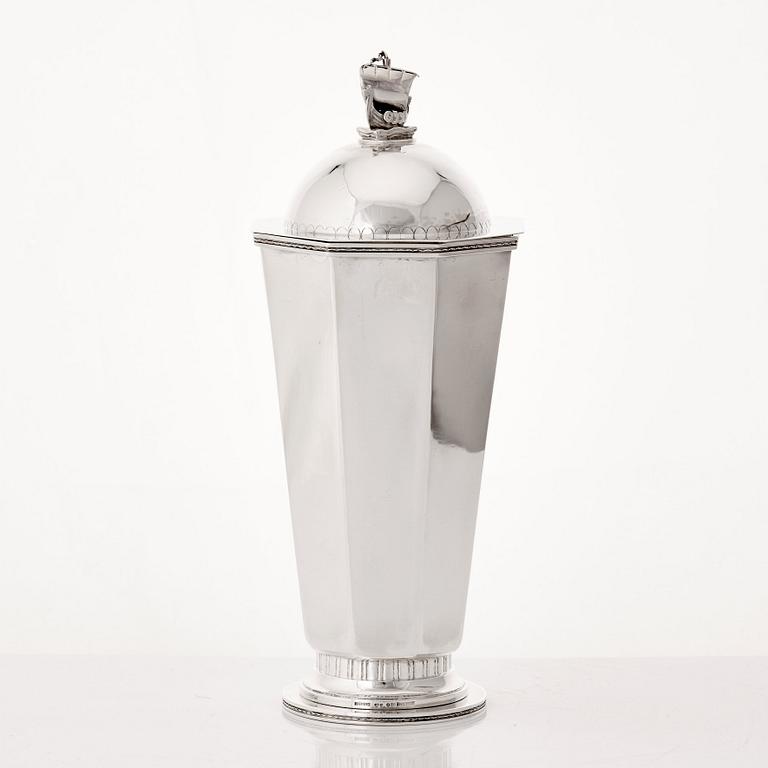 Atelier Borgila, lockpokal, Stockholm 1932, silver.