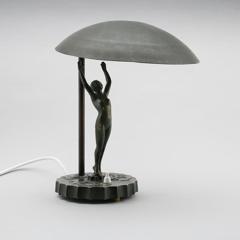 BORDSLAMPA, patinerad metall, 1900-talets första hälft.