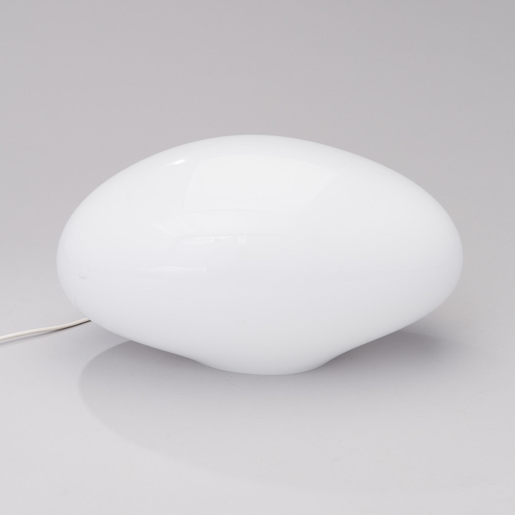 OIVA TOIKKA, TABLE LIGHT. Kuukuna. 1980s.