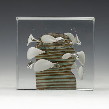 ÅRSKUB, glas, signerad Oiva Toikka, Nuutajärvi 1981, numrerad 1280/2000.