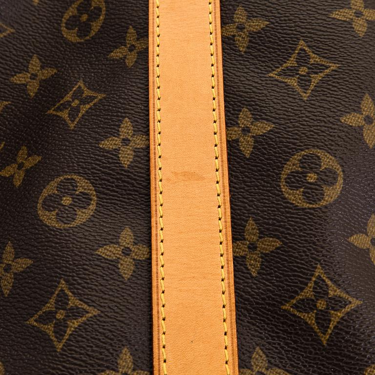 Louis Vuitton, a Monogram Canvas 'Keepall 55 Bandouliere' bag.