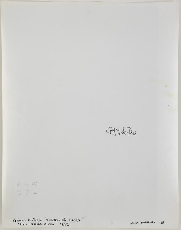 Peter de Ru, photograph signed on verso.