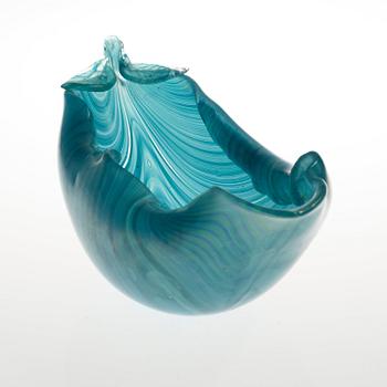 A Tyra Lundgren glass bowl, Venini, Murano, Italy 1930's-40's.