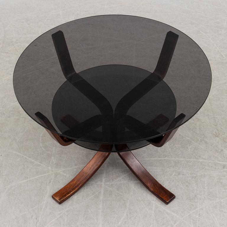 Three easy chairs and table, 1960-/70´s.