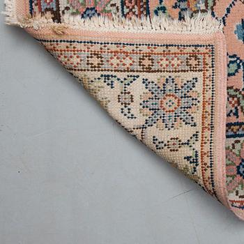 MATTA, orientalisk. Ca 236x165 cm.