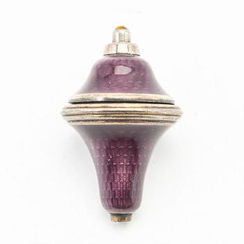 Ringklocka för tjänstefolk, emalj och silver.