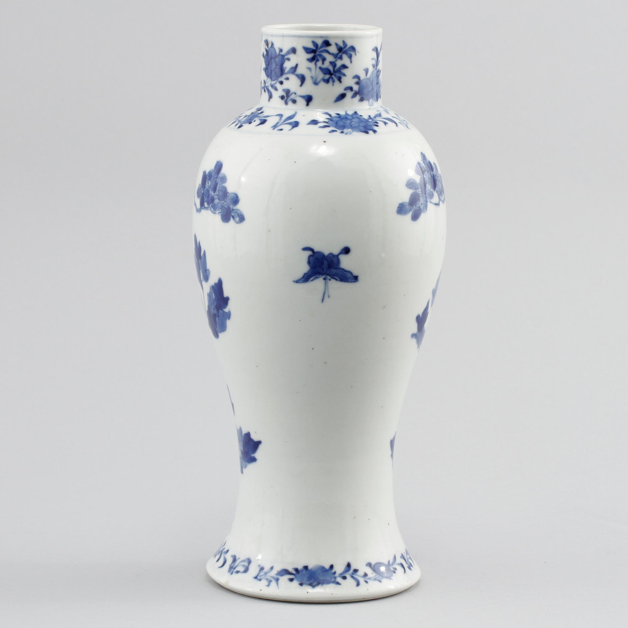 VAS, porslin, Kina, 1800-tal.