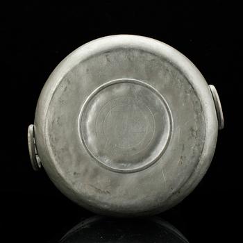 GRÖTSKÅL, tenn, 1700-tal. Odefinierade stämplar.