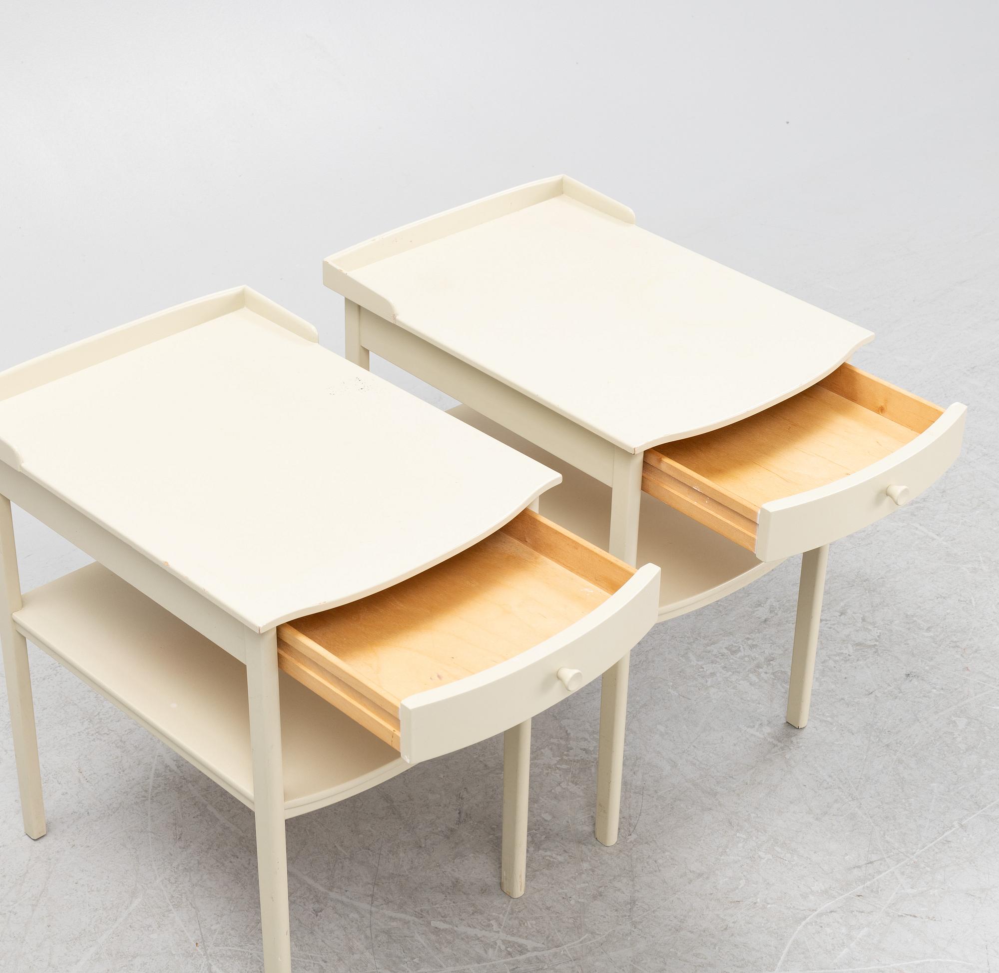 Carl Malmsten, sängbord, ett par, "birgitta", Åfors Möbelfabrik.