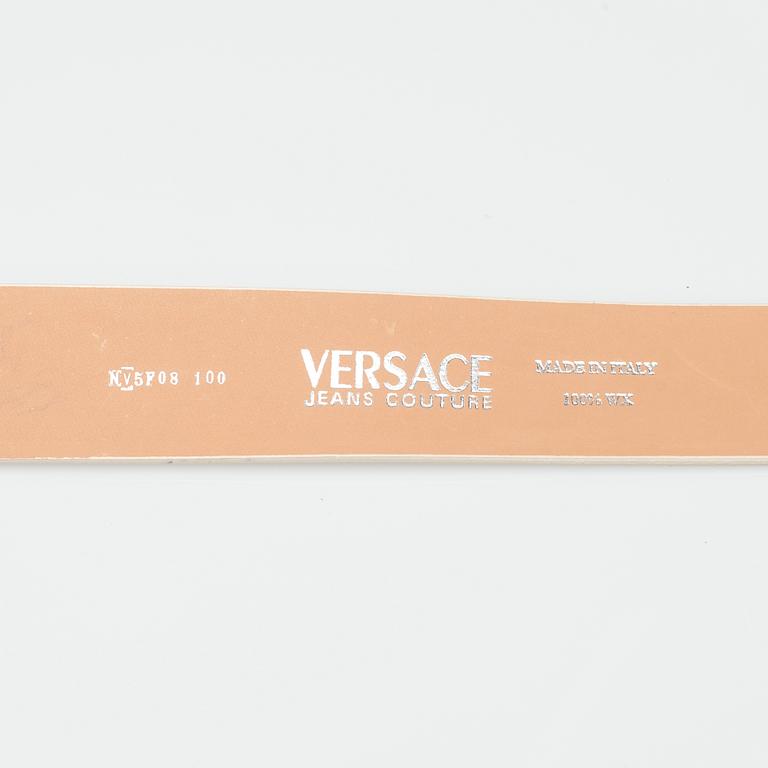 BÄLTE, Versace.