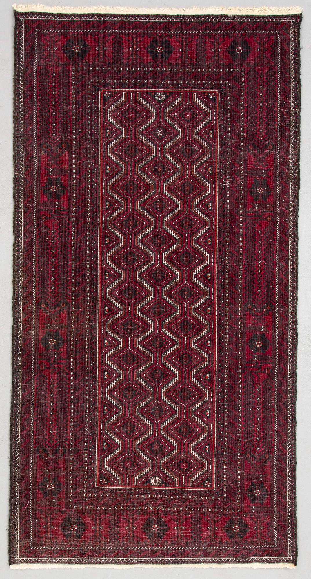 MATTA, Turkmenistan. Ca 190x98 cm.