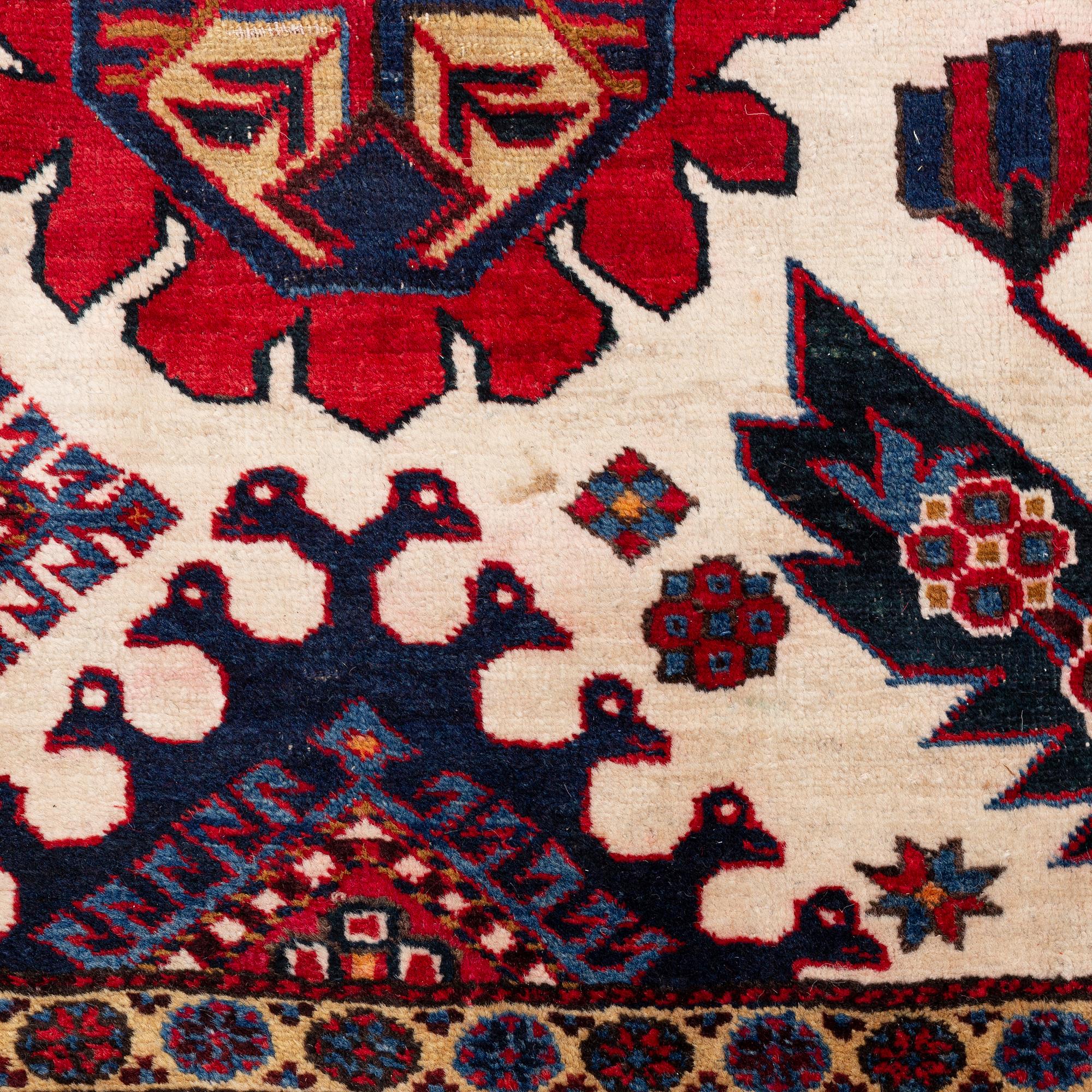Rug, oriental, approx. 311 x 228 cm.