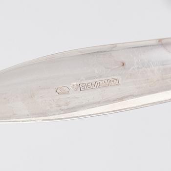 Tapio Wirkkala, aterinsarja, 42 osaa, "Tapio", sterling hopeaa, Kultakeskus Hämeenlinna 1963-65.