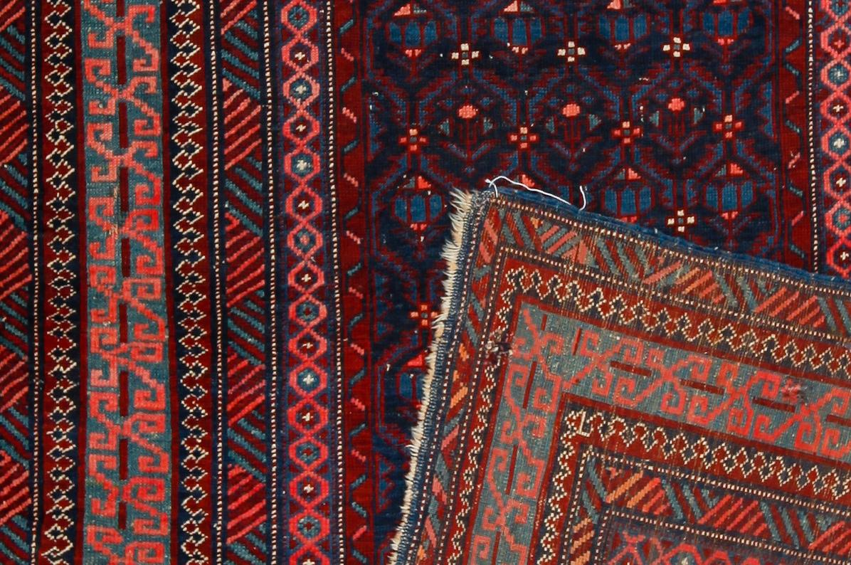 MATTA, orientalisk, old. 215 x 125 cm.