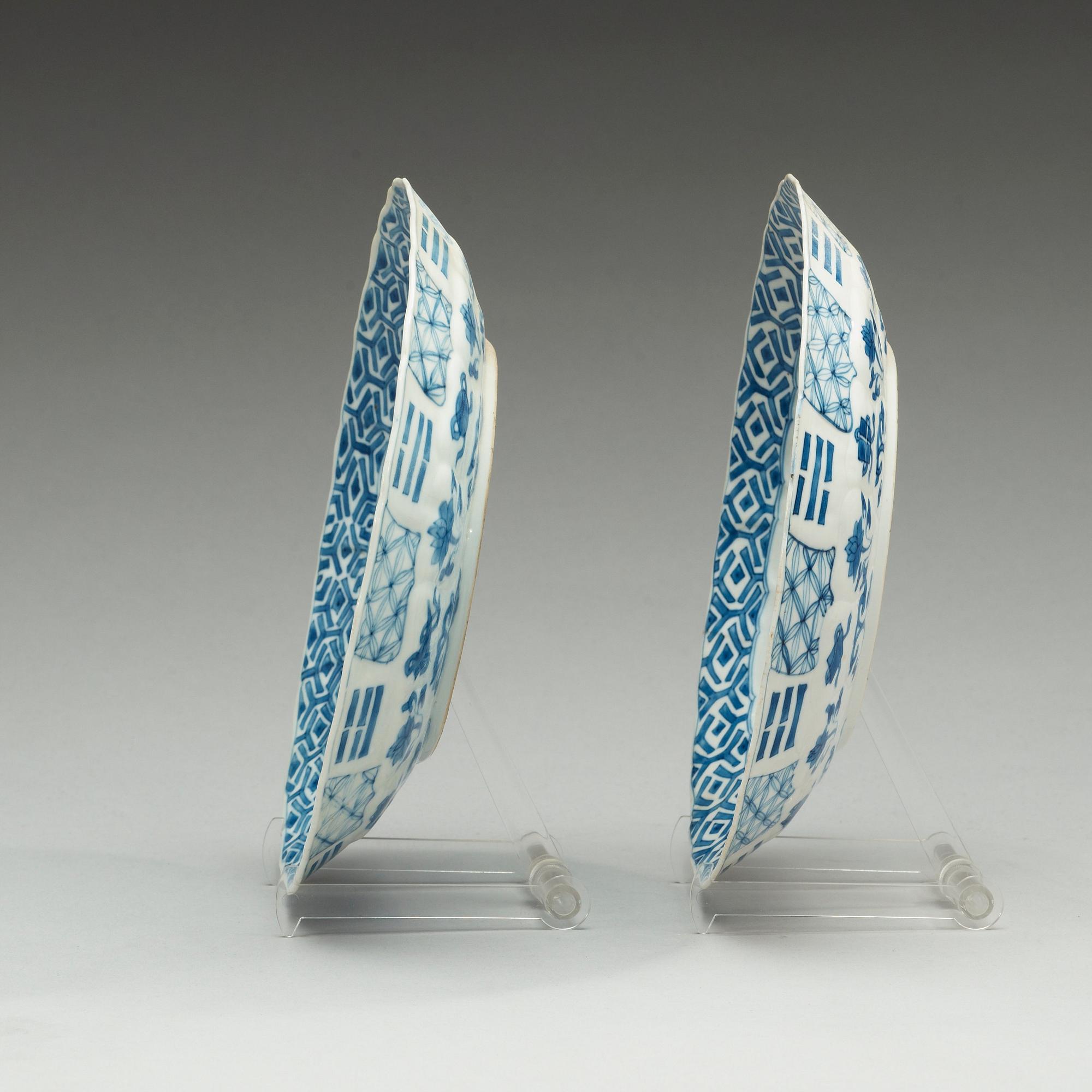 FAT, ett par, porslin. Qing dynastin, Kangxi (1662-1722).