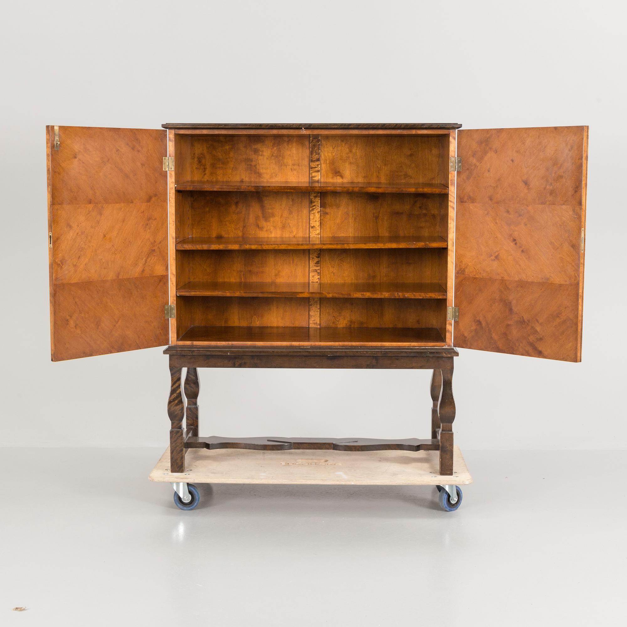 A Carl Malmsten "Haga" cabinet, Nordiska Kompaniet NK 1926.