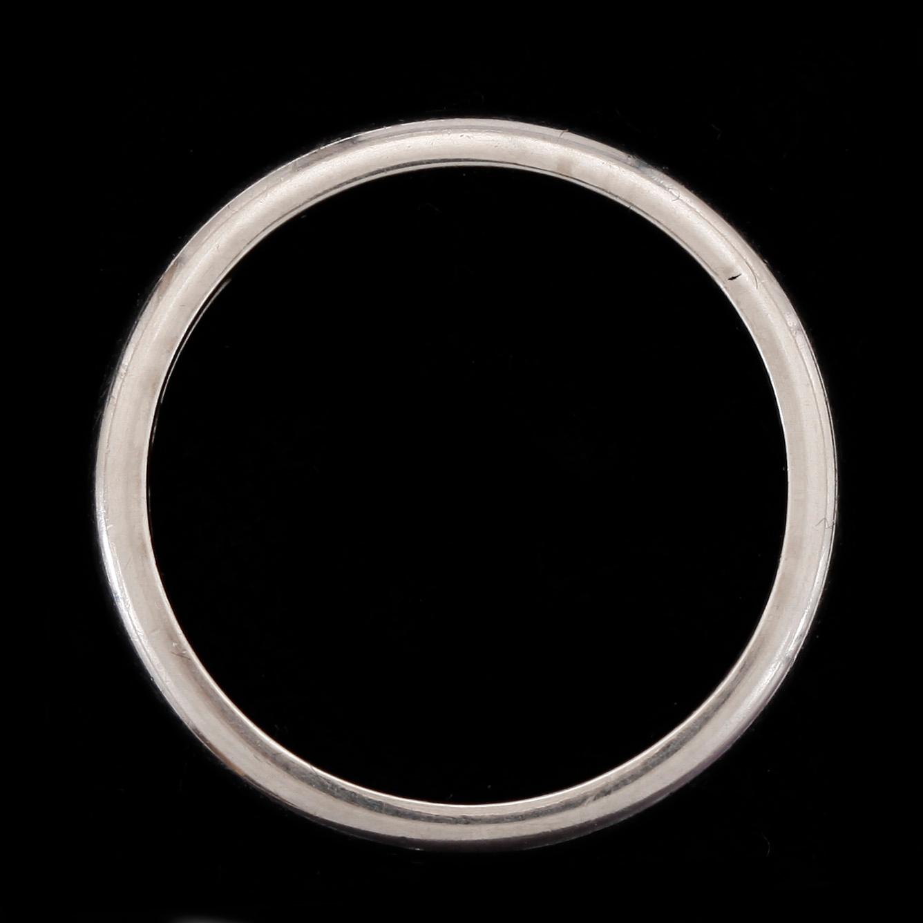 RING, slät, 18k vitguld. Vikt ca4g.