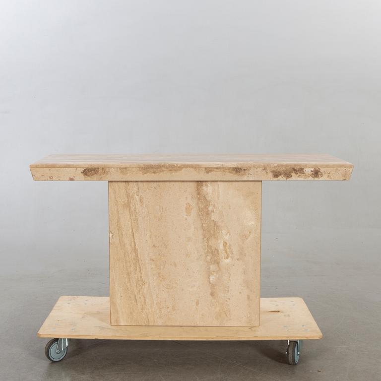 Sideboard 1900-talets senare del.