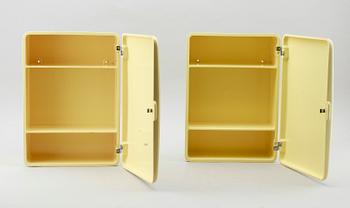 BADRUMSSKÅP, 2 st, plast, Etna, Italien, 1900-talets mitt.