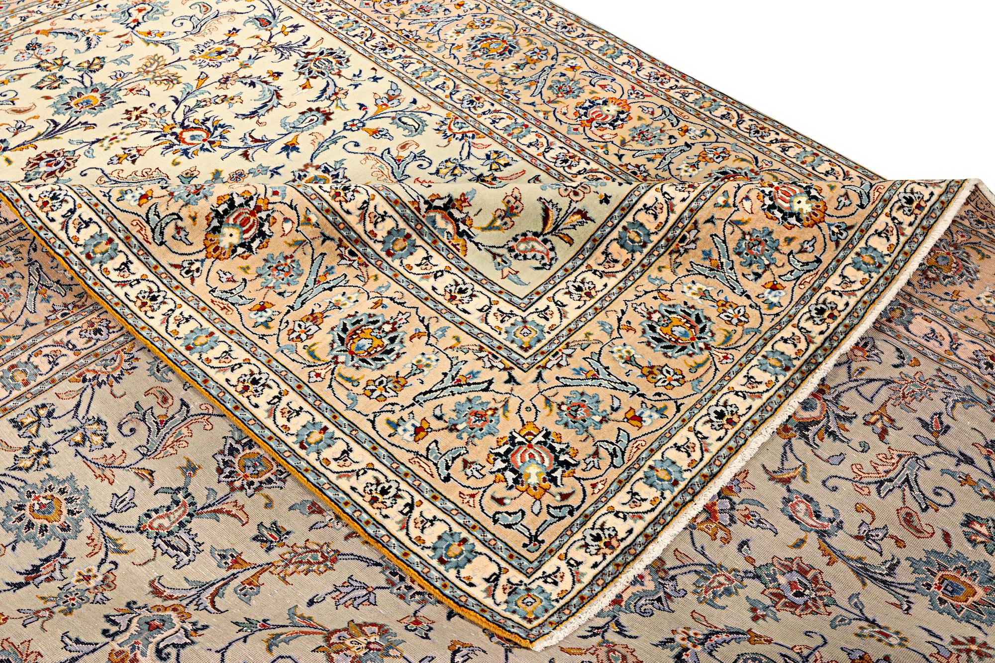 A Kashan carpet, c. 380 x 276 cm.
