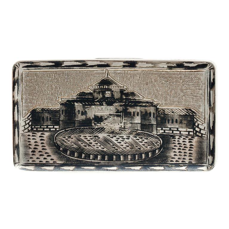 A BOX, 84 silver, niello. Moscow 1838. Assay master Nikolai Dubrovin. Weight 80 g.