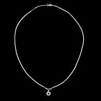 HÄNGSMYCKE, 14K vitguld, 2 safirer, diamanter tot. 0,30 ct. Vikt 10,9 g.