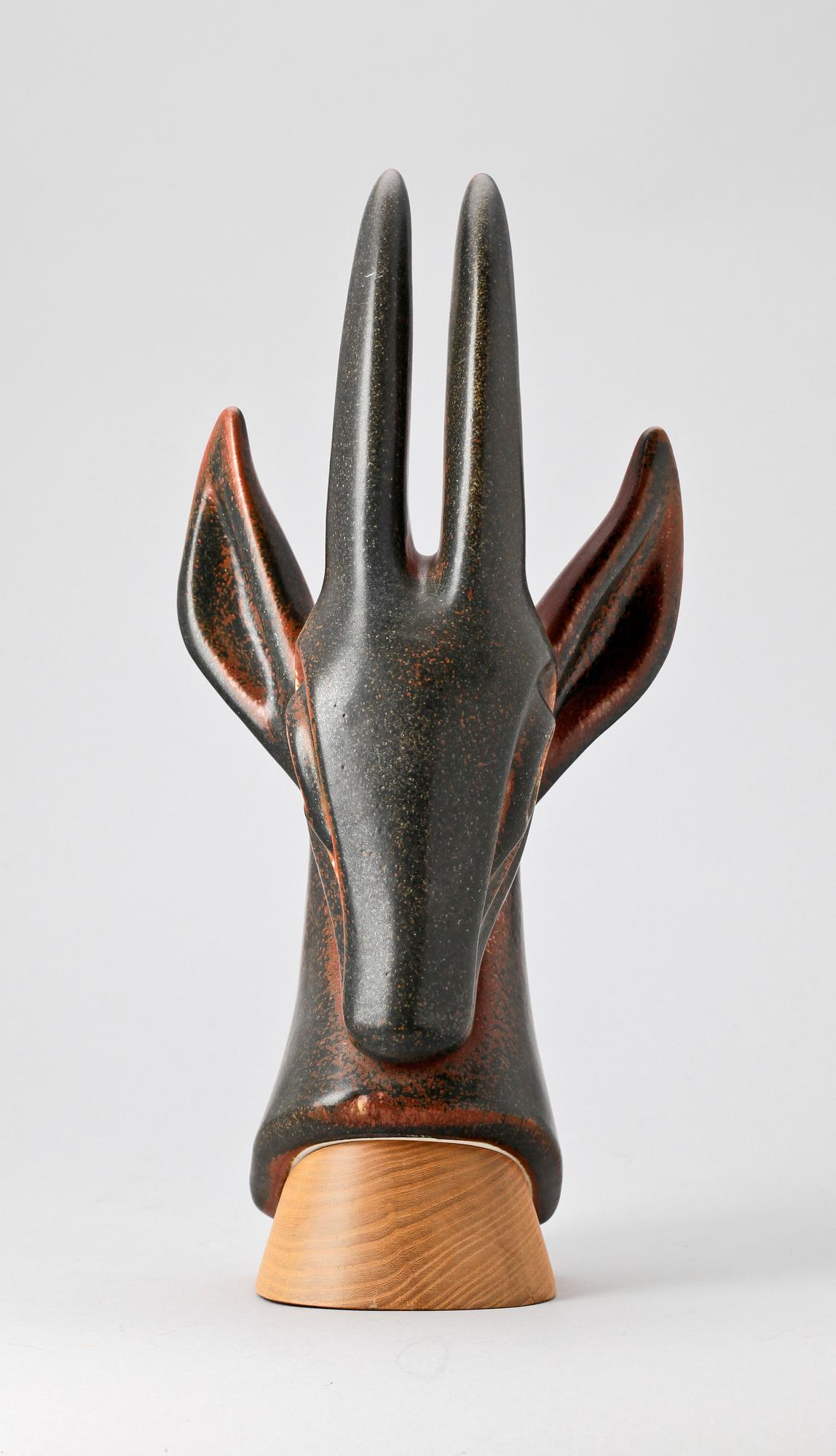 FIGURIN, keramik, Gunnar Nylund, Rörstrand, 1900-talets andra hälft.
