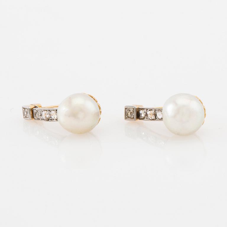 Earrings, a pair of 18K gold and platinum with cultured pearls and rose-cut as well as old-cut diamonds.