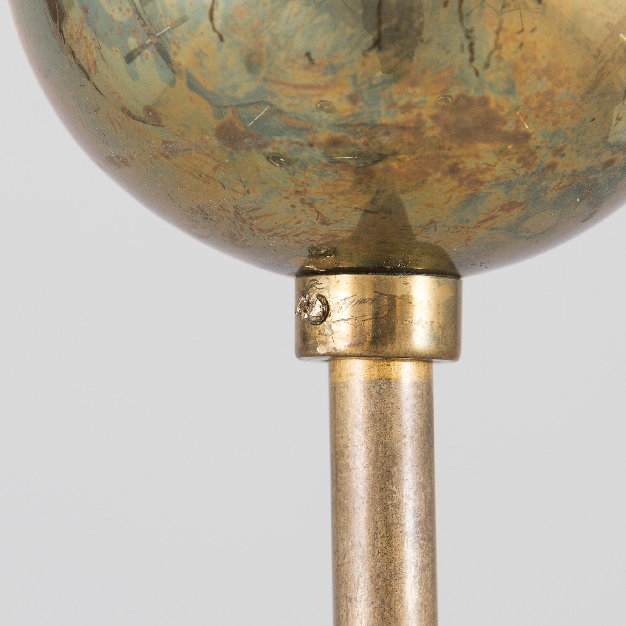 Paavo Tynell, A '9030' chandelier for Taito. Made to order 1950.