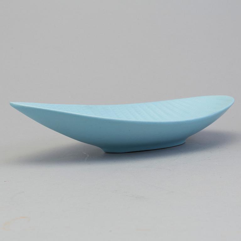 STIG LINDBERG, a stoneware bowls and a vase, 'Reptil' and 'Karneval' from Gustavsberg.