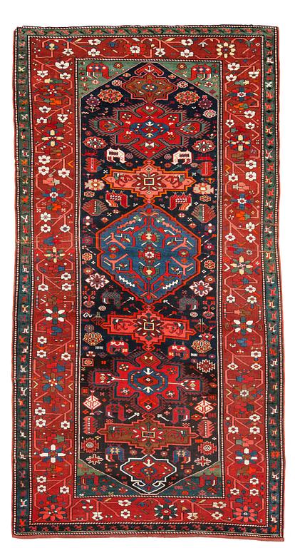 SEMI-ANTIQUE KARABAGH. 319,5 x 168,5 cm.