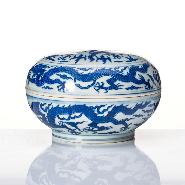 A blue and white jar with cover, 20th Century.