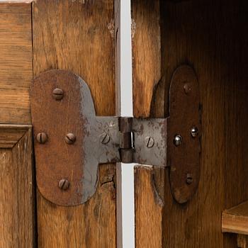 An 18th century cabinet.