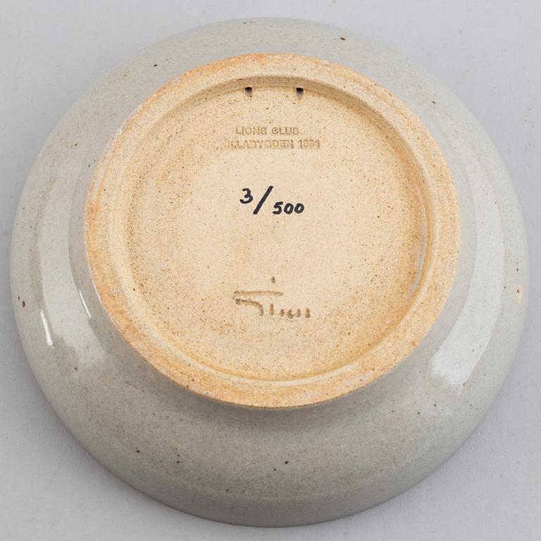 Claes Thell, two vases and a dish, glazed stoneware, signed.