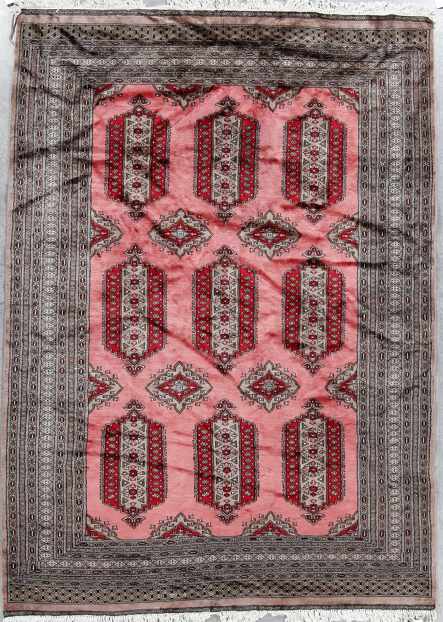 MATTA, Kashmir. ca 255 x 180 cm.