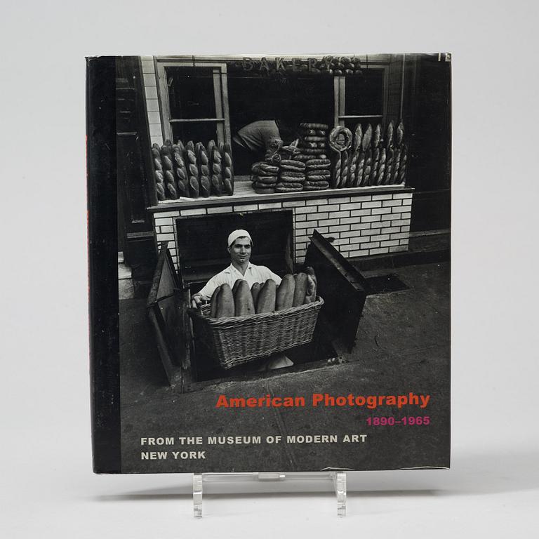 Photo books, 19, American photography.