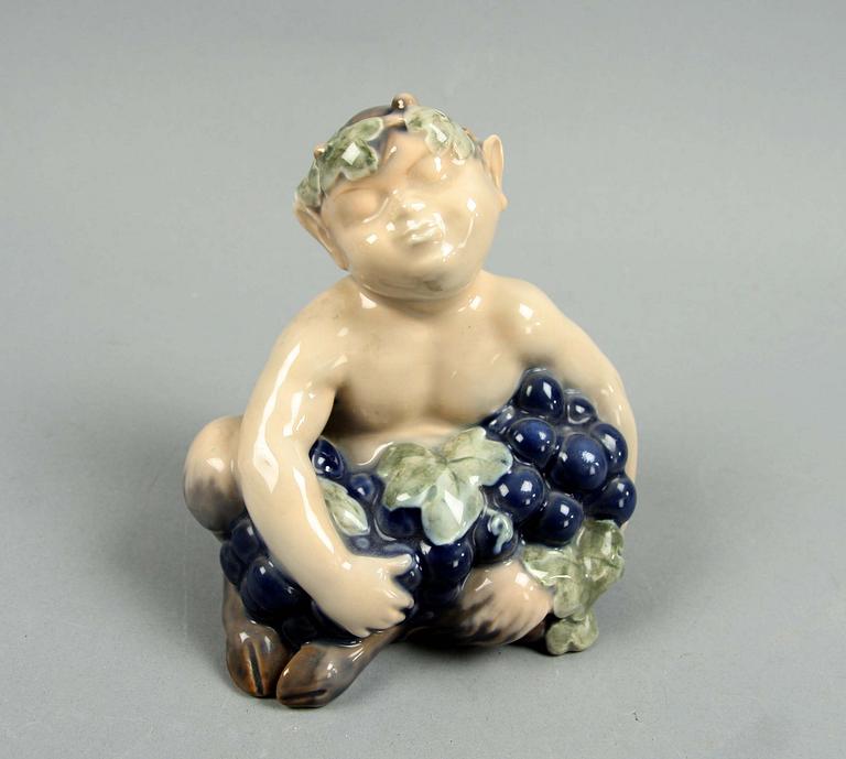 FIGURINER, 5 st, porslin, Royal Copenhagen samt Bing & Gröndahl.
