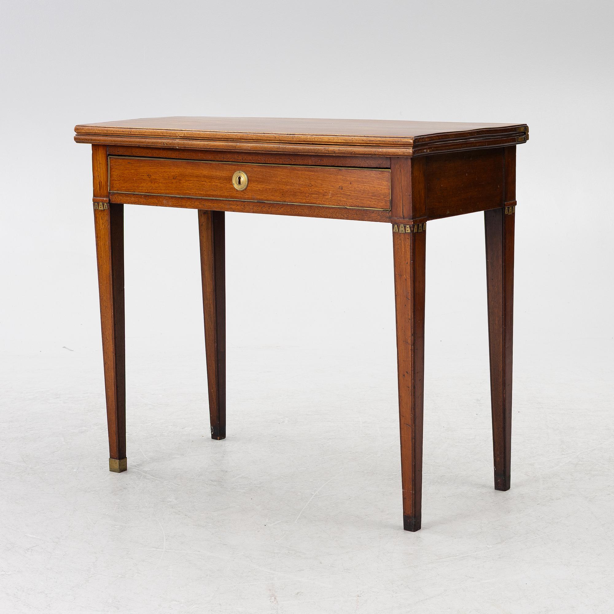 A late Gustavian mahogany games table, 18th century.
