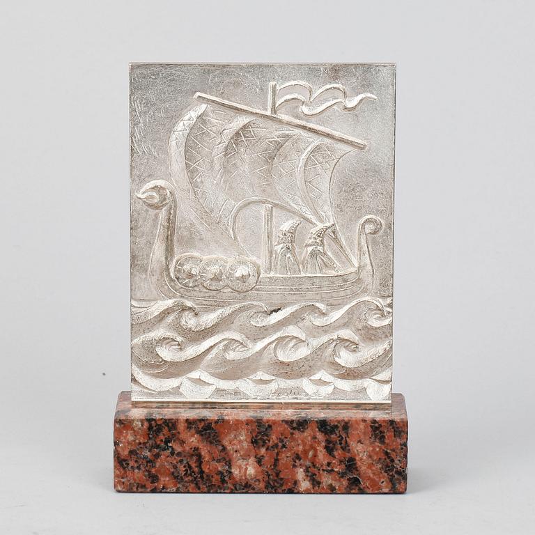 PLAKETT/SKULPTUR, silver, Birger Haglund, Stockholm, 1969.